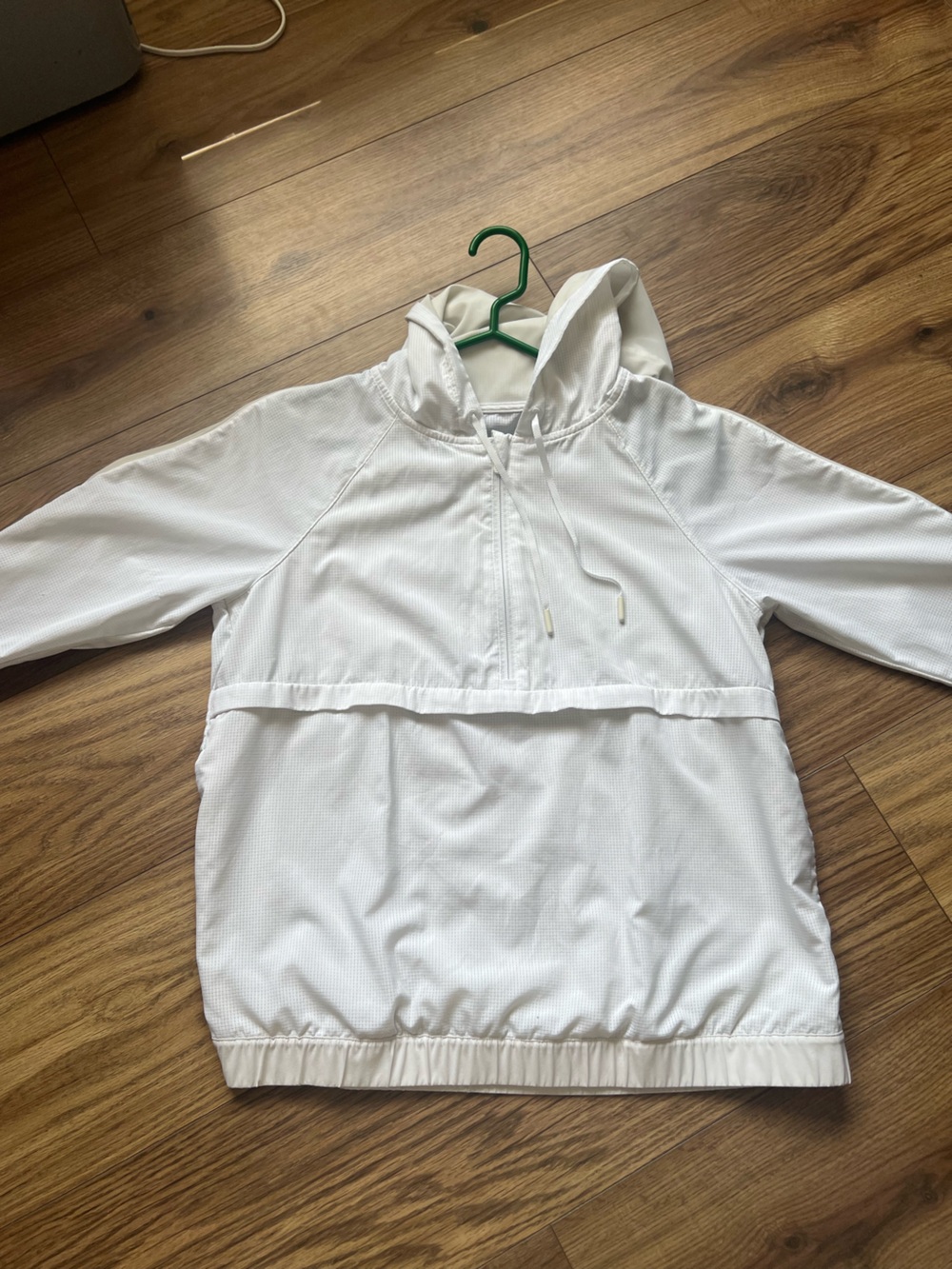 Lululemon Pack light White Quarter Zip Pull Over Jacket